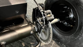 银色的机器<br />描述已自动生成